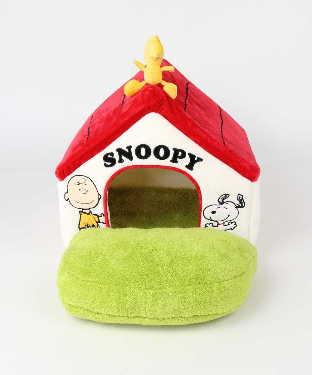 犬用品 ペットグッズ ハウス ベッド ペットパラダイス ペット ベッド スヌーピー お庭付き赤い屋根のハウス 大 猫 小型犬 介護 ふわふわ 通年 夏 秋 冬 クッション ソファ カドラー おしゃれ 室内 ドーム キャラクター Pet Paradise 通販 雑貨とペット用品の通販