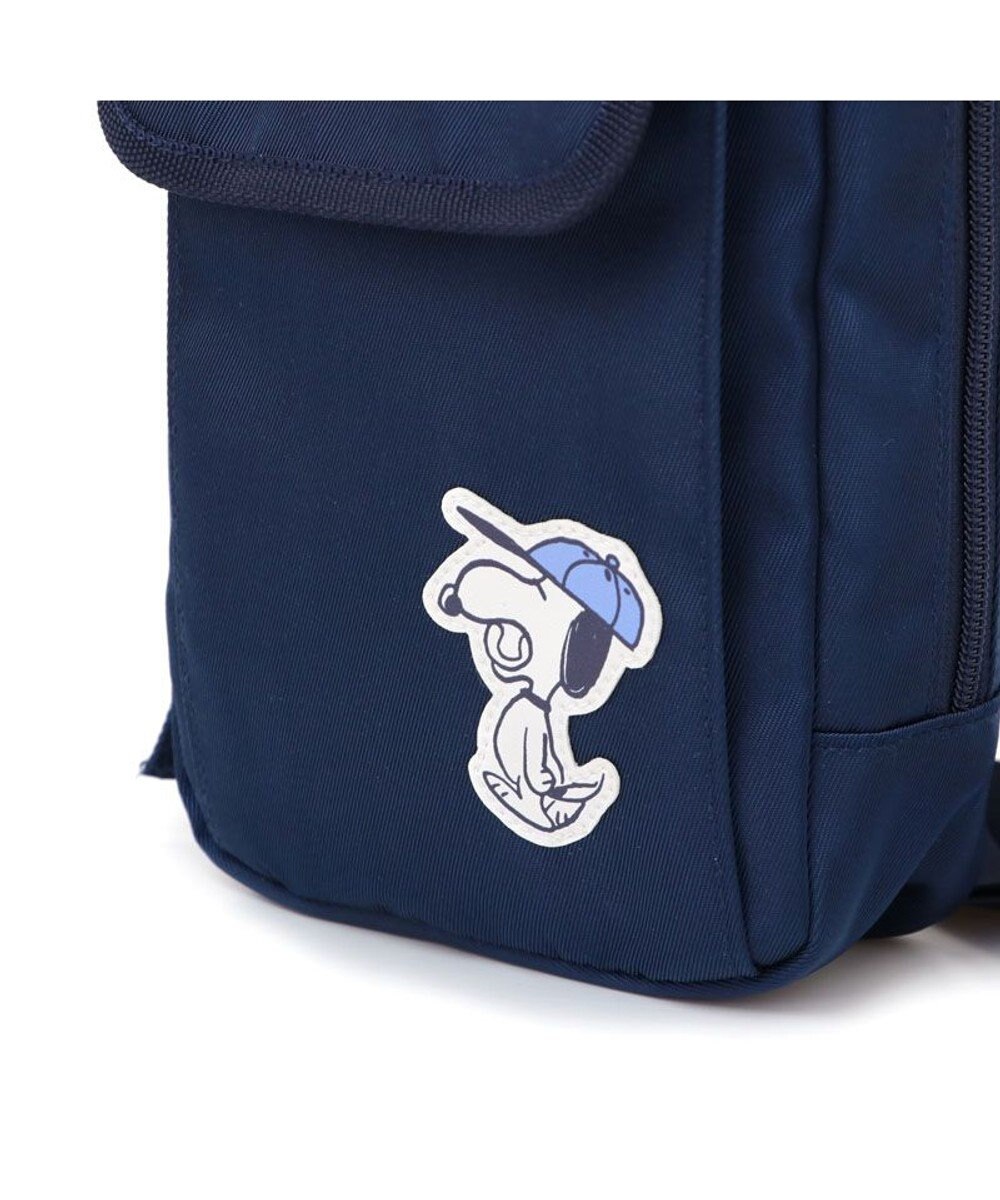 PET PARADISE スヌーピー  お散歩サコッシュ《ファインプレー柄》 