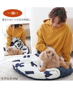 PET PARADISE ディズニー ミッキーマウス 遠赤外線 くつろぎマット 《ロゴ柄》 径75cm
