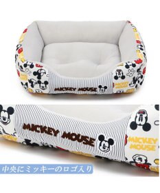 PET PARADISE ディズニー ミッキーマウス アイコン柄 四角  クール カドラーベッド（57×45cm）
