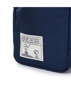 PET PARADISE スヌーピー  お散歩サコッシュ《ファインプレー柄》