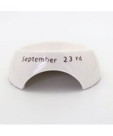 PET PARADISE 【受注生産】ペットパラダイス  えさ皿 食器  名前と誕生日が入ります！ オーダーメイドフードボウル【小】