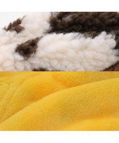 PET PARADISE Lee 牛柄 背中開きボアベスト 《 白茶》 小型犬