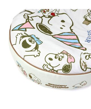 PET PARADISE 【限定250個】スヌーピー 限定 バースデー クッション 白~オフホワイト