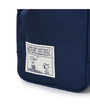 PET PARADISE スヌーピー  お散歩サコッシュ《ファインプレー柄》 ファインプレー柄