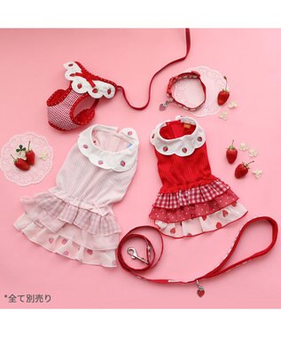 PET PARADISE ペットパラダイス 苺刺繍 ワンピース  スカラップカラー《ピンク》 小型犬 ピンク