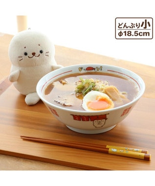 しろたん 中華食器 ラーメンどんぶり 《スープものむッ柄》径18.5cm 小 単品 日本製 磁器あざらし アザラシ グッズ かわいい キャラクター ラーメン鉢  丼ぶり 食器 ラーメン マザーガーデン / Mother garden | 【通販】雑貨とペット用品の通販サイト | マザーガーデン ...