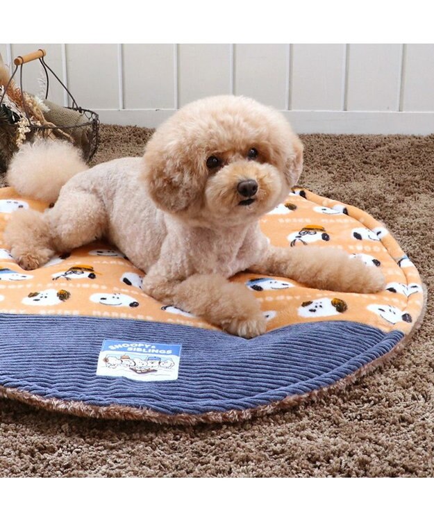 PET PARADISE スヌーピー 遠赤外線 ボアマット 《ブラザー柄》 丸型  (70cm) ブラザー柄