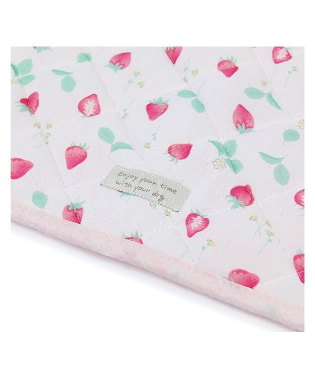 PET PARADISE ペットパラダイス クールマット 《いちご＆お花柄》 48×40㎝ いちご＆お花柄