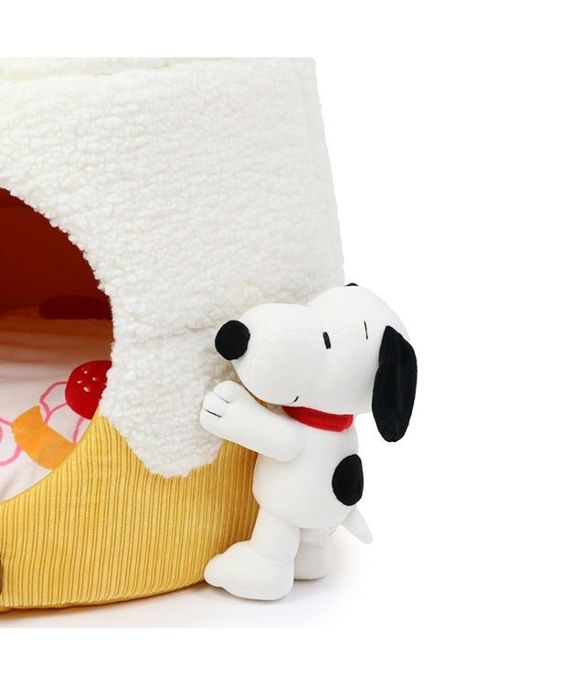 PET PARADISE 【限定150個】  スヌーピー ケーキ2way ハウス 白~オフホワイト