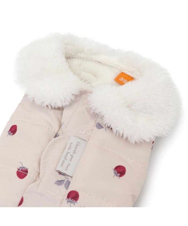 PET PARADISE ペットパラダイス 遠赤外線 背中開き 綿入りベスト 《いちご》 超小型犬 小型犬 ホワイト