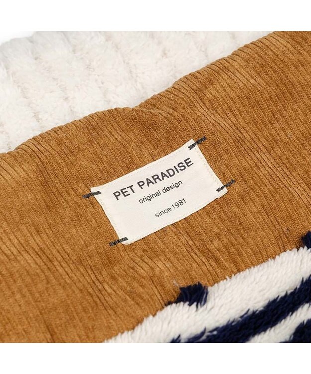 PET PARADISE ペットパラダイス 遠赤外線 丸型 寝袋 《カントリー柄》 Ｍ ホワイト×ネイビー